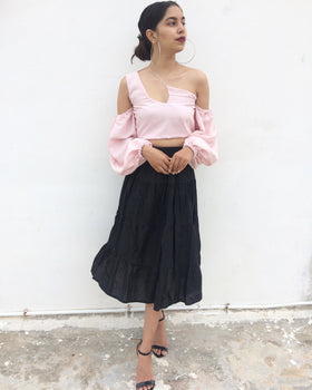 Mid Cut Single Shoulder Top