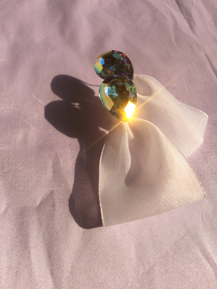 Knot The Ribbon Earrings