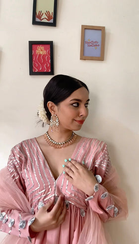 Nazaakat Kurta Set