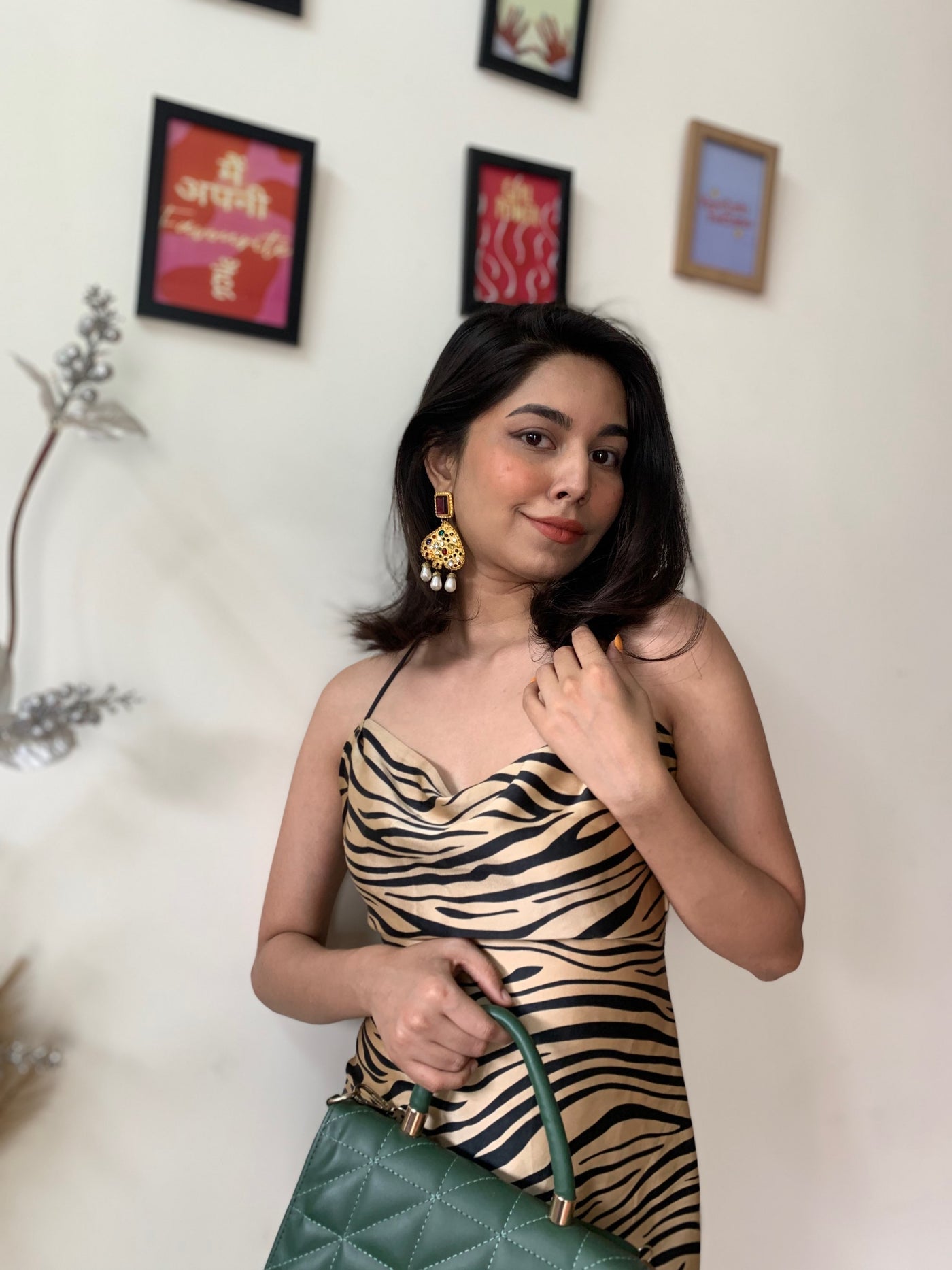 The Tiger Cowlneck fit
