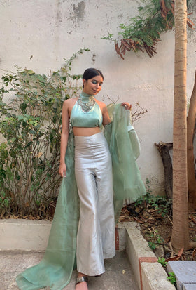Backless Halter neck Ethnic Co-ords.