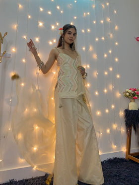 Rann waala Safed Cowrie Ethnic Co-ords set