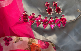 Rhinestones and pearls Choker with earrings 