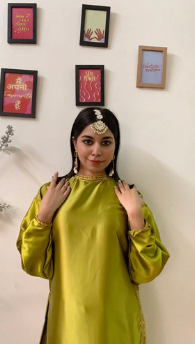 Gulbahaar Kurta Set