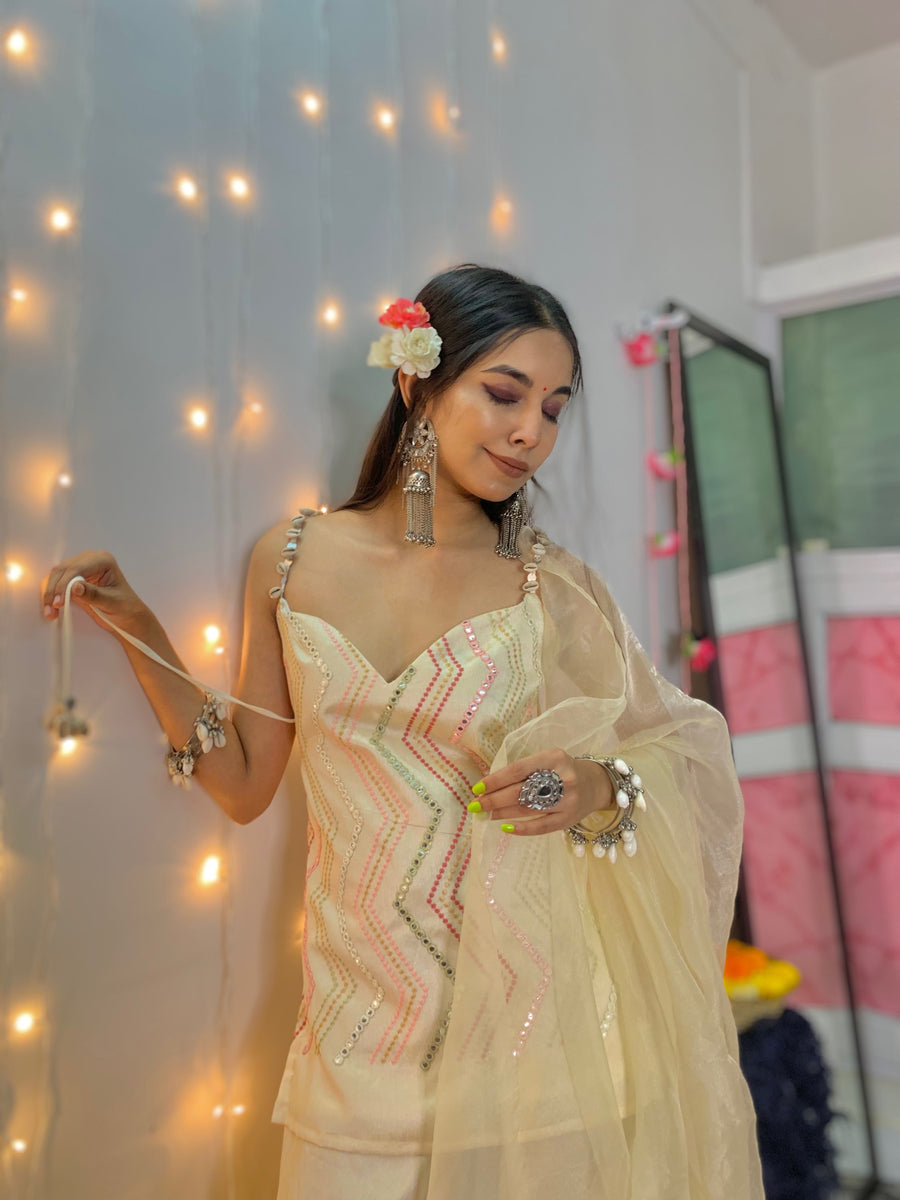 Rann waala Safed Cowrie Ethnic Co-ords set