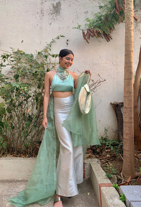 Backless Halter neck Ethnic Co-ords.
