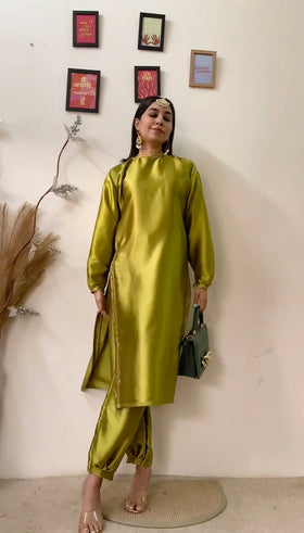 Gulbahaar Kurta Set