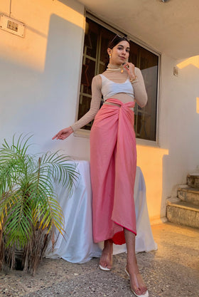 Twist the Peak, 2 in 1 skirt.